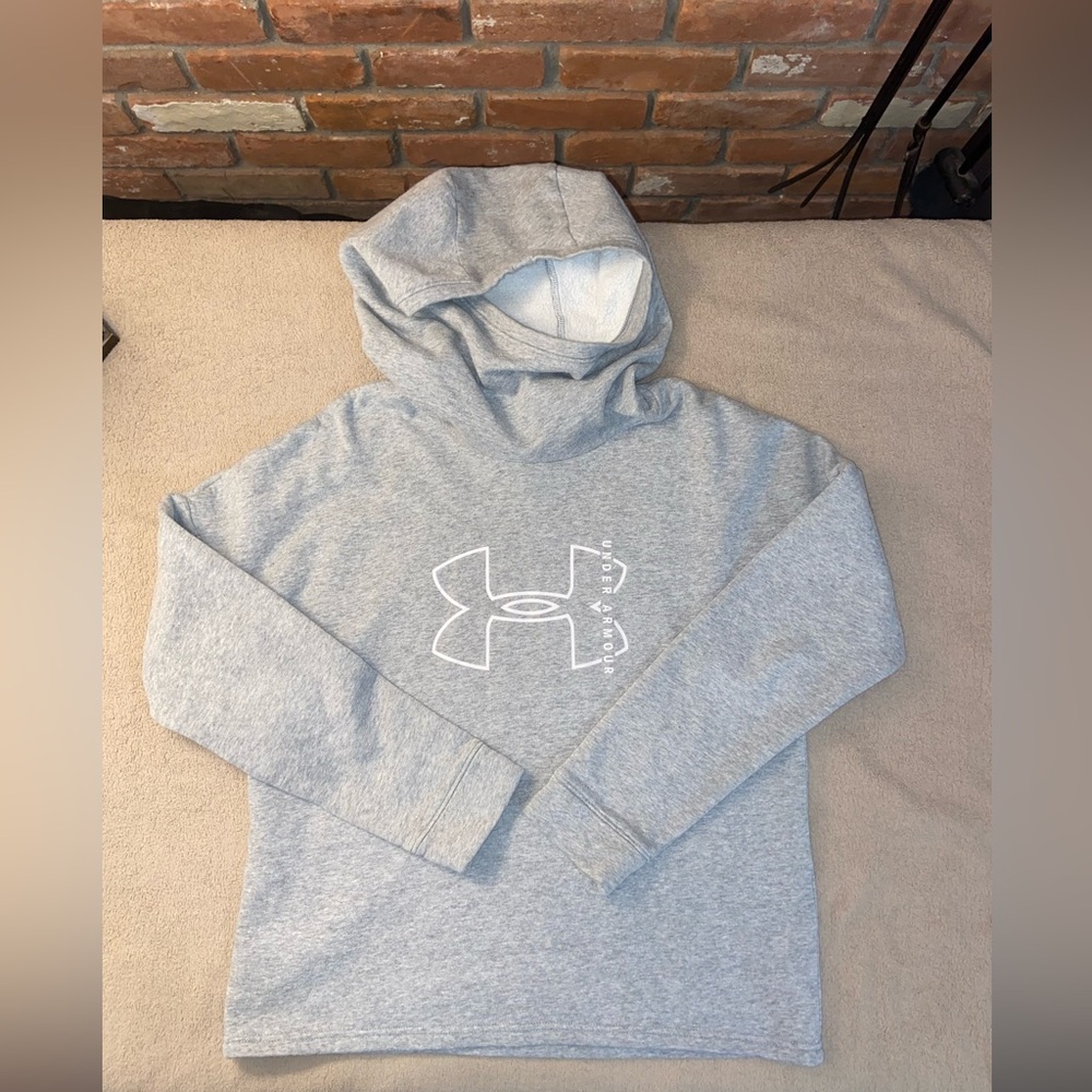 Under Armour Girls Light Gray Pullover Hoodie